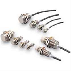 オムロン(OMRON) E2EM-X15X1 2M/ E2EM-X15X1 2M 長距離近接スイッチ(直流2線式/コード引き出し